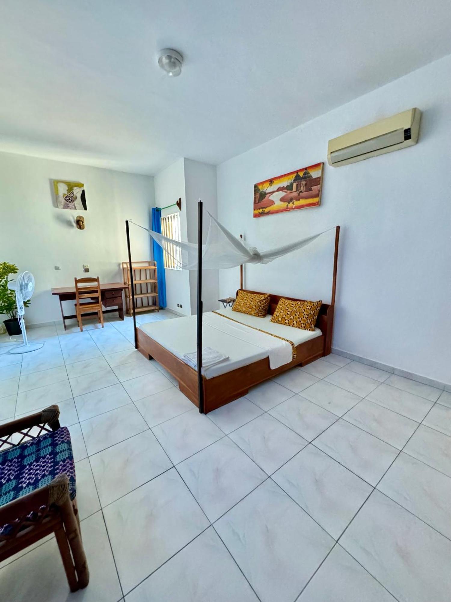 Guesthouse Cocotiers Kotonu Zewnętrze zdjęcie